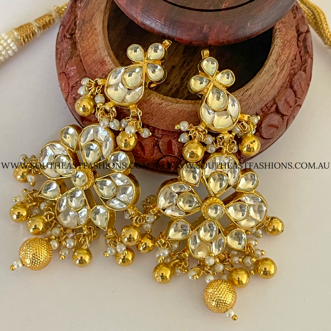 Paachi Kundan Pearl Necklace Set - Fashions